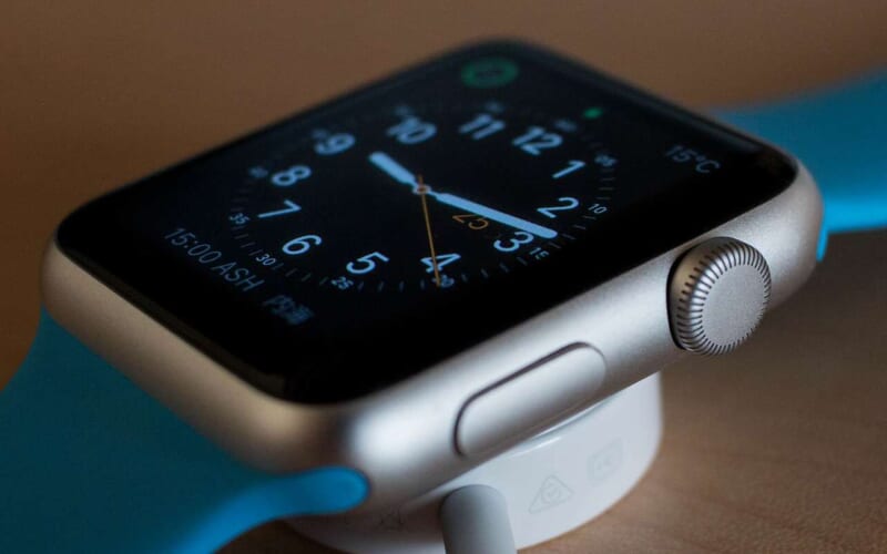 Die Abbildung zeigt eine Apple-Watch