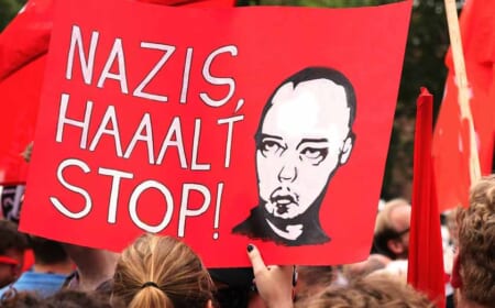 Wenn die CSU rechts blinkt, macht sie AfD und PEGIDA groß und sich selbst klein
