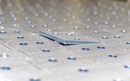Blechbiegen ohne Maschinen: Tipps für Heimwerker